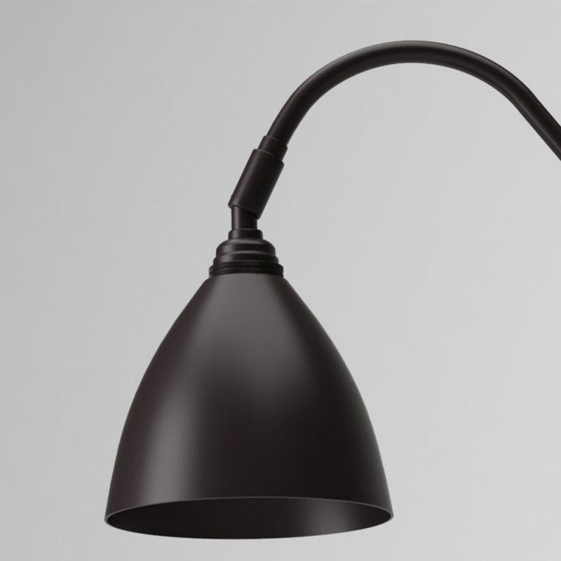 BL4 Floor Lamp - Ø21, Black Brass