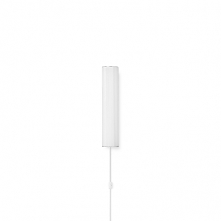 Vuelta Wall Lamp