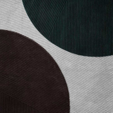 Row circular rug