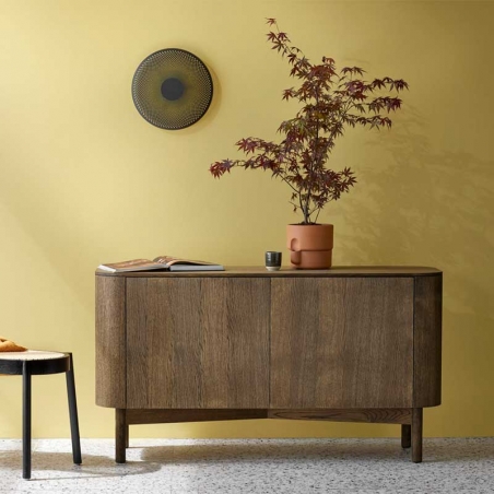 Loud credenza