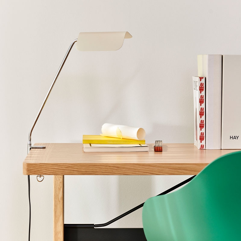 https://www.designrepublic.com/71633-large_default/apex-desk-clip-lamp.jpg