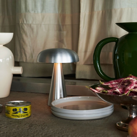 Como - portable lamp